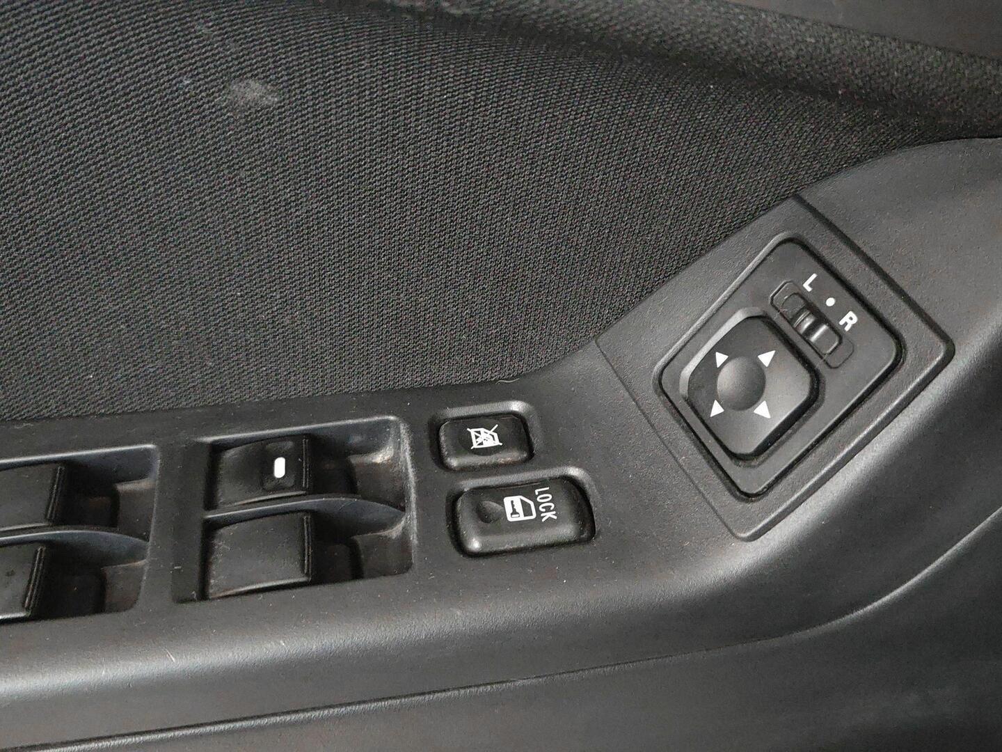 MITSUBISHI Lancer 2013