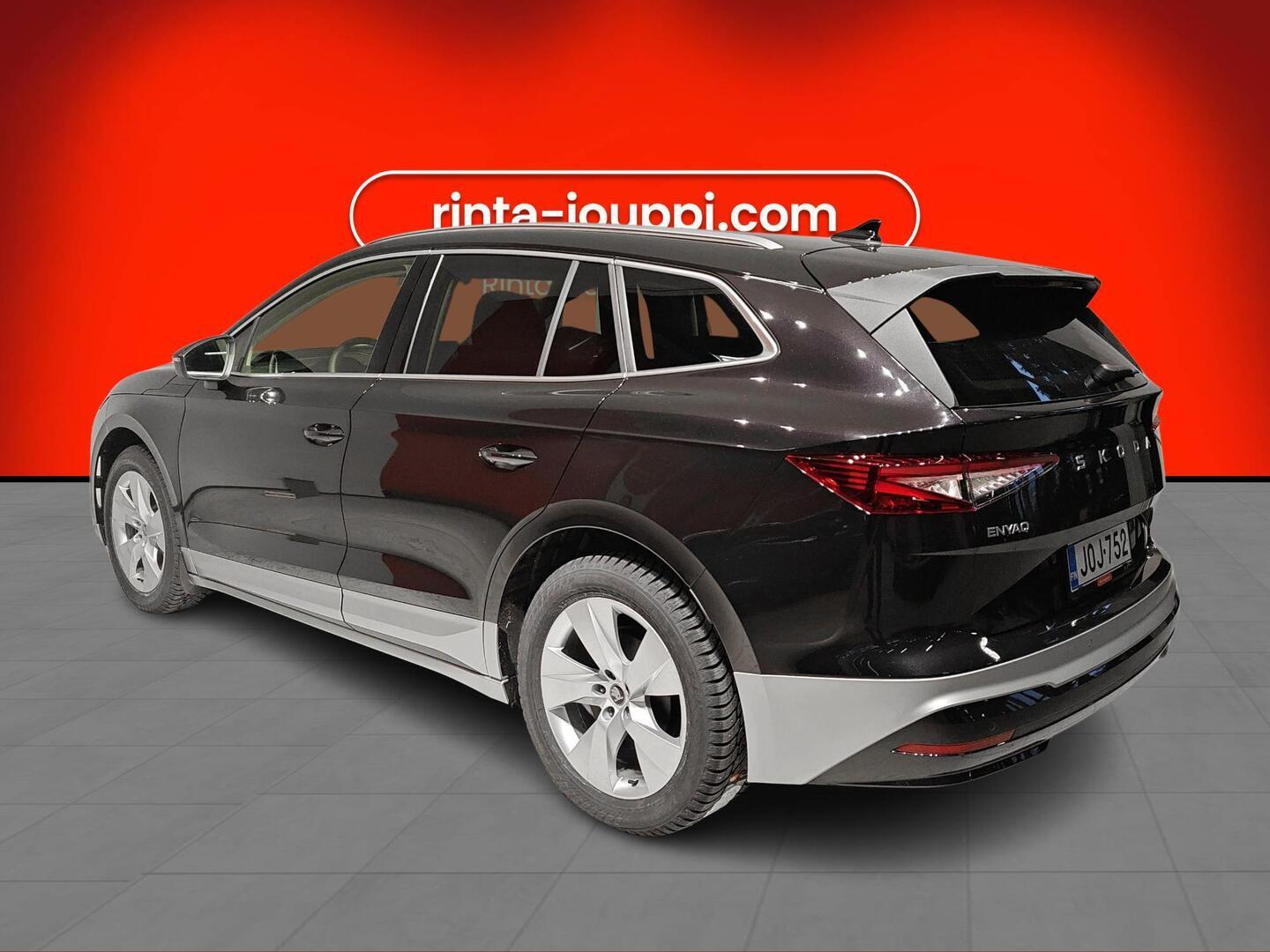 SKODA Enyaq 2025