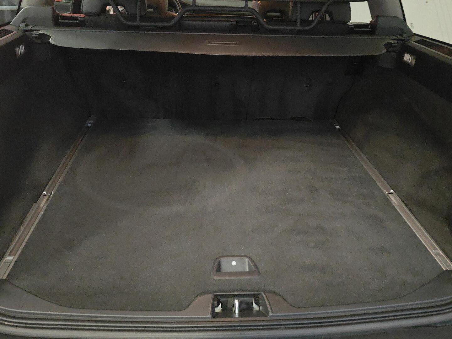 VOLVO XC70 2010