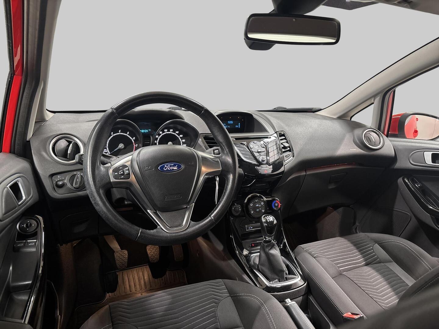 FORD Fiesta 2015