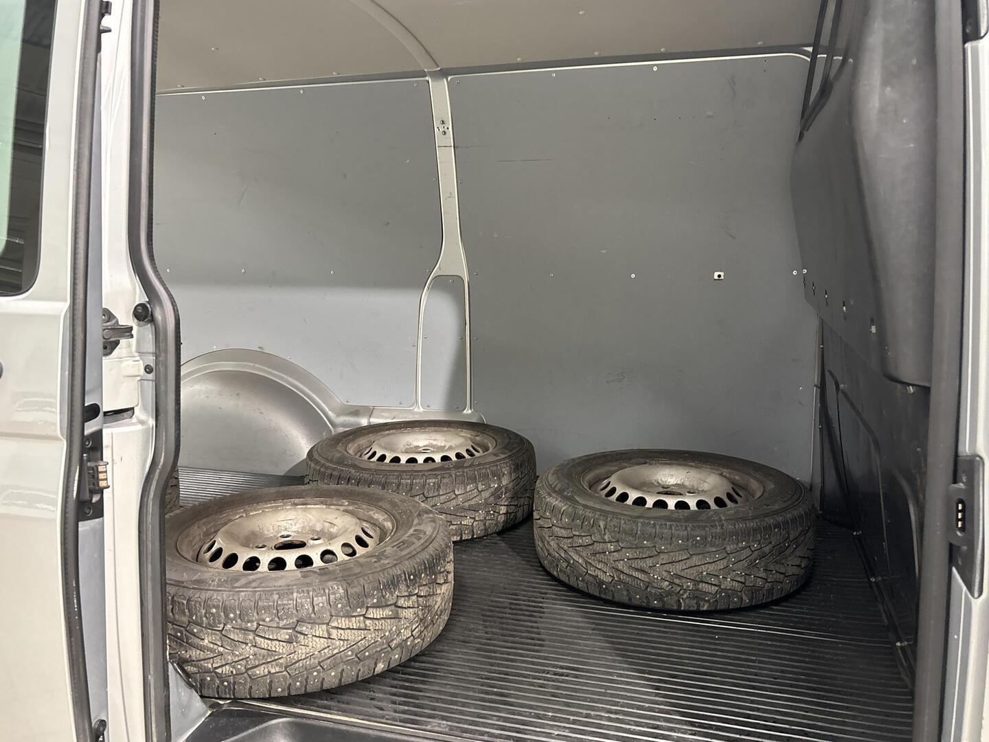 VOLKSWAGEN TRANSPORTER 2019