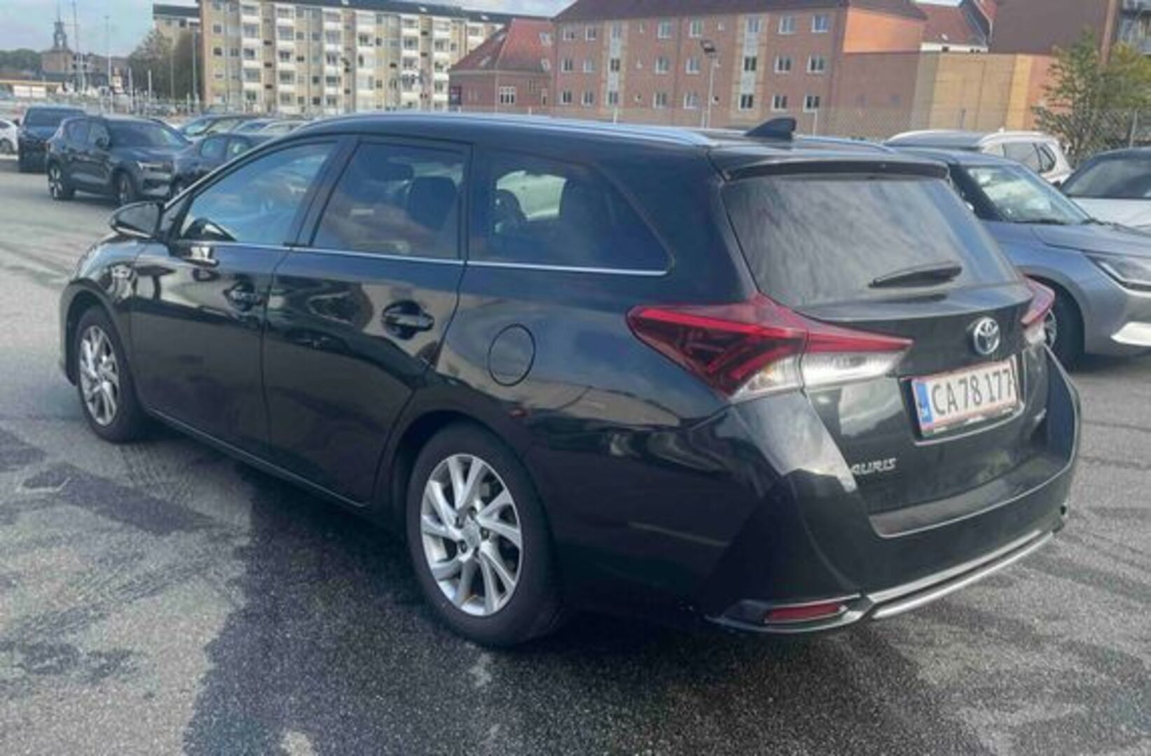 TOYOTA AURIS 2018
