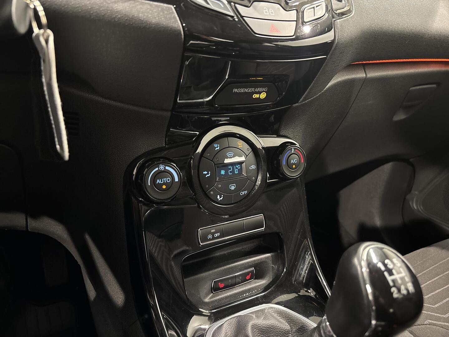 FORD Fiesta 2014