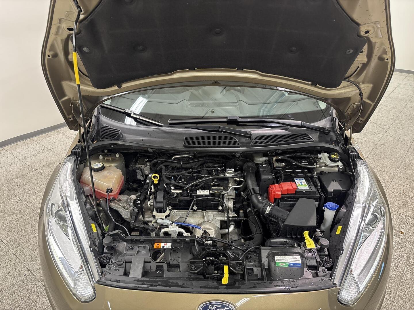 FORD Fiesta 2014