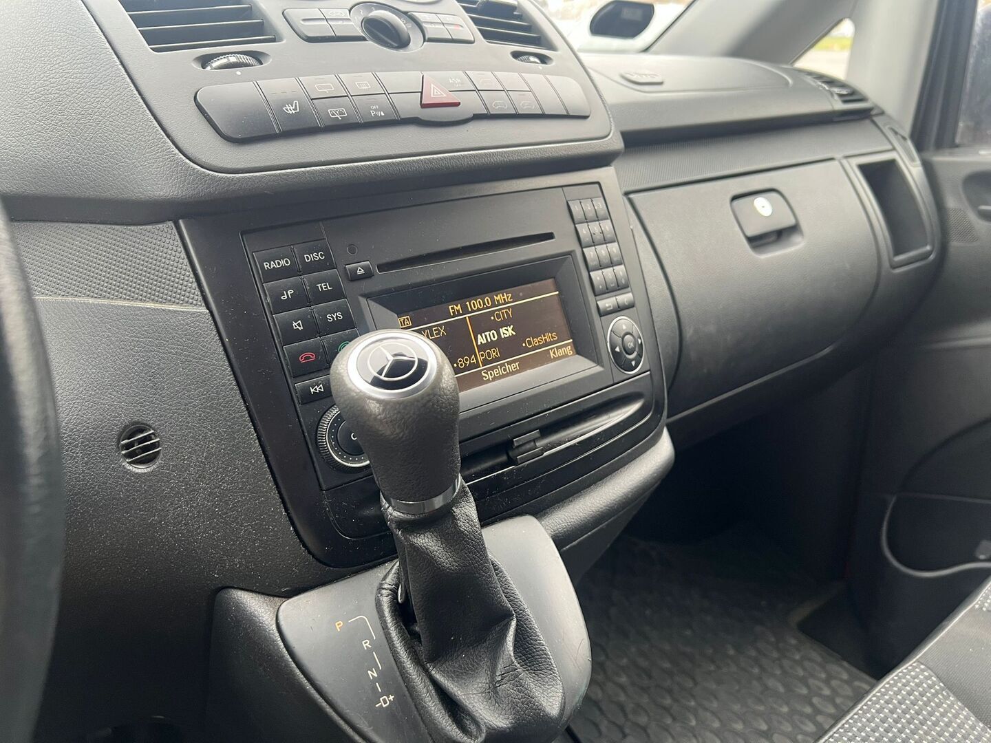 MERCEDES-BENZ Vito 2013