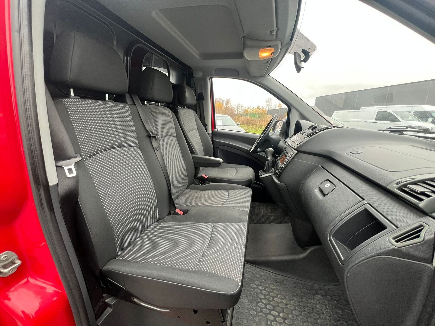 MERCEDES-BENZ Vito 2013