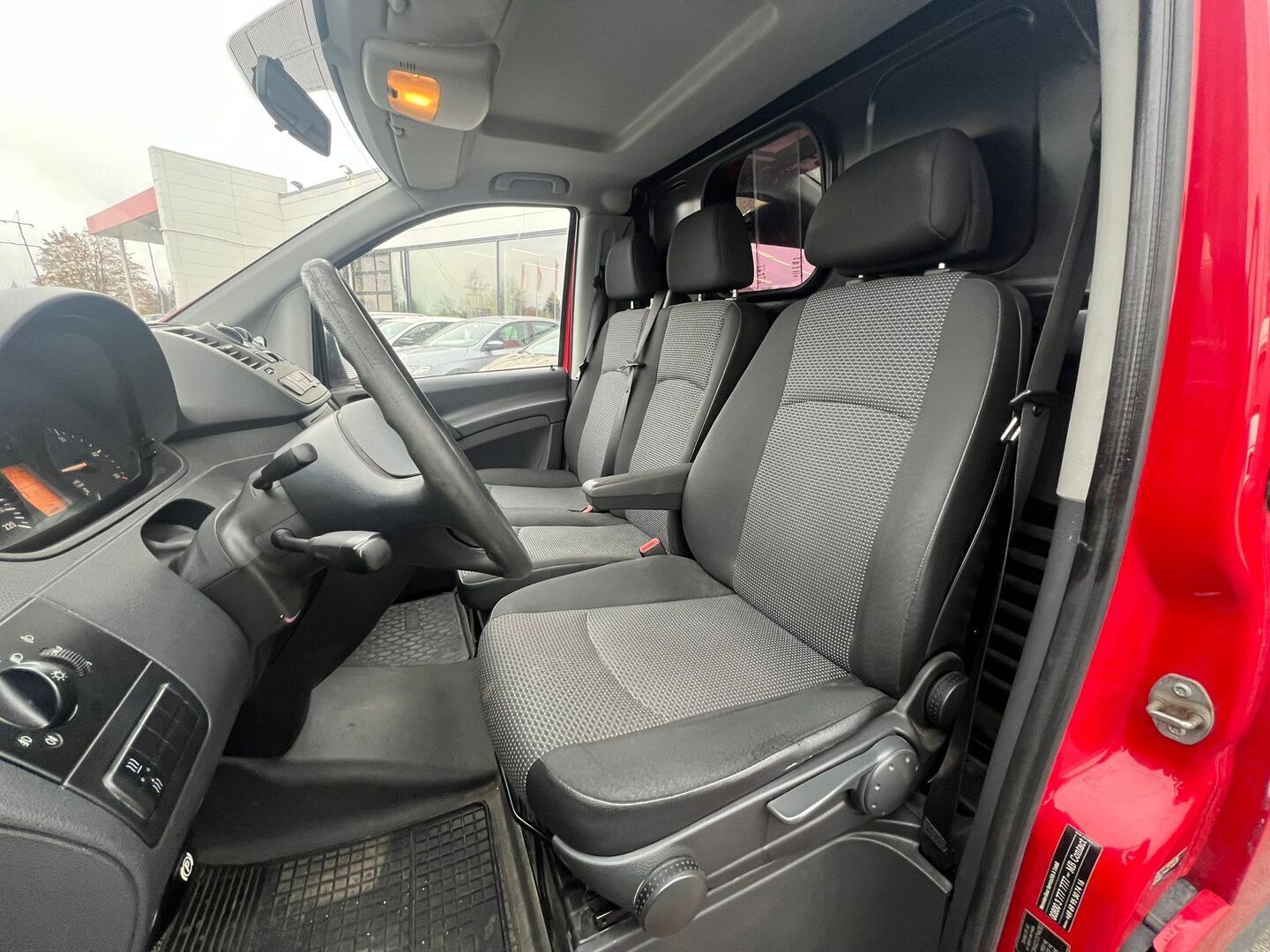 MERCEDES-BENZ Vito 2013