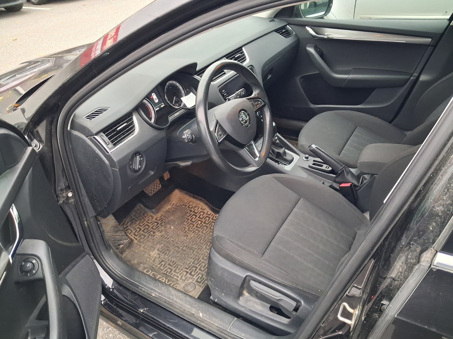 SKODA OCTAVIA 2019