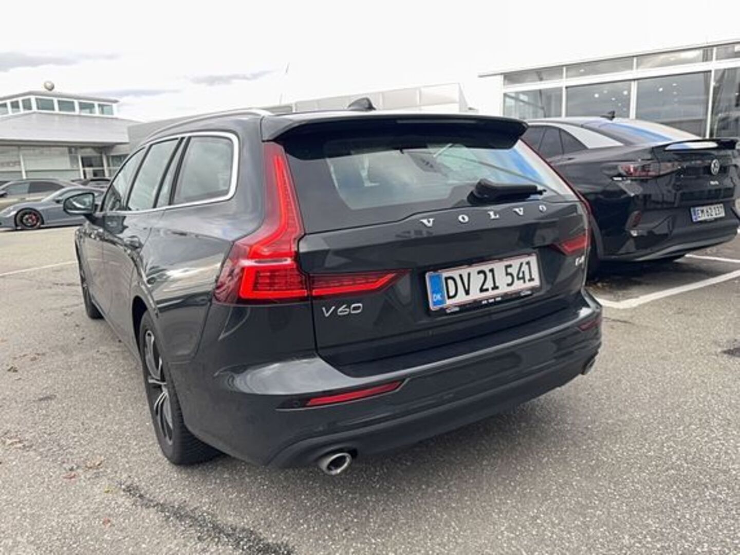 VOLVO V60 2019