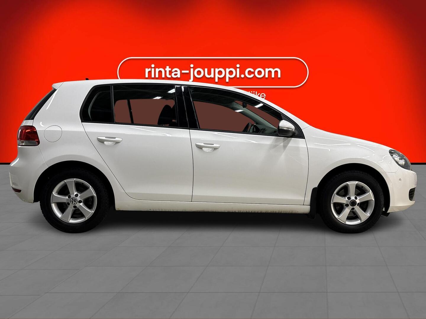 VOLKSWAGEN Golf 2012