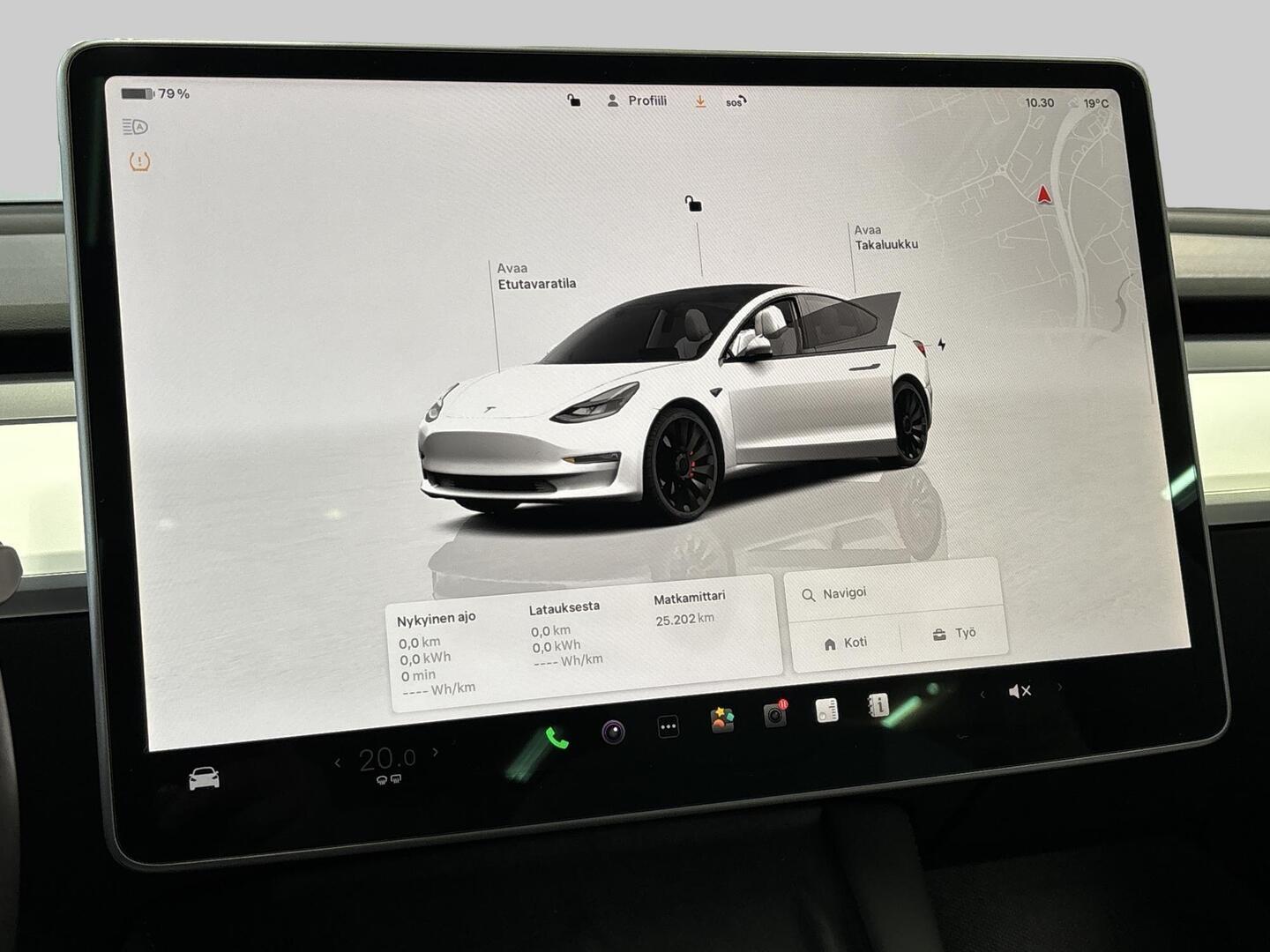 TESLA MODEL 3 2022