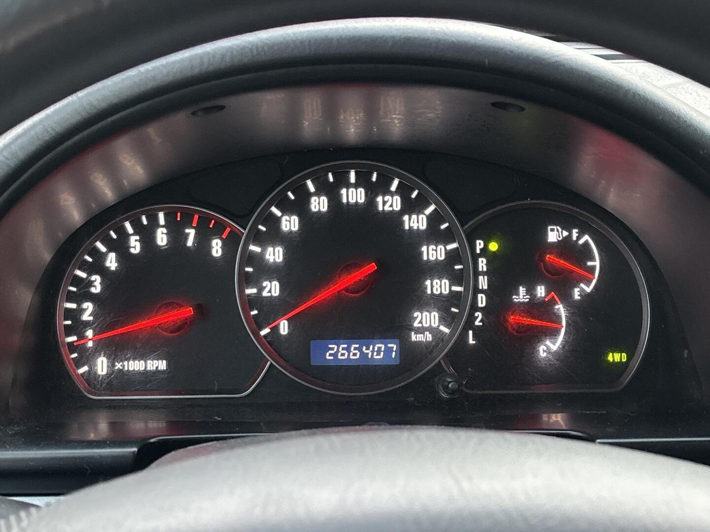 SUZUKI Grand Vitara 2004