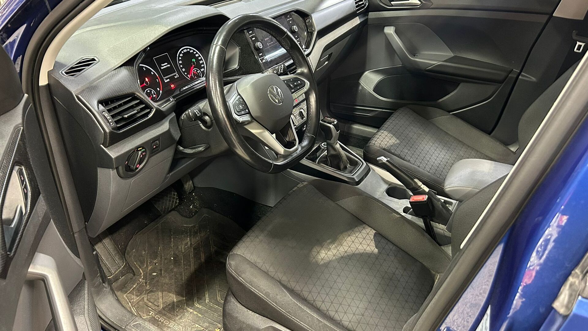 VOLKSWAGEN T-Cross 2021