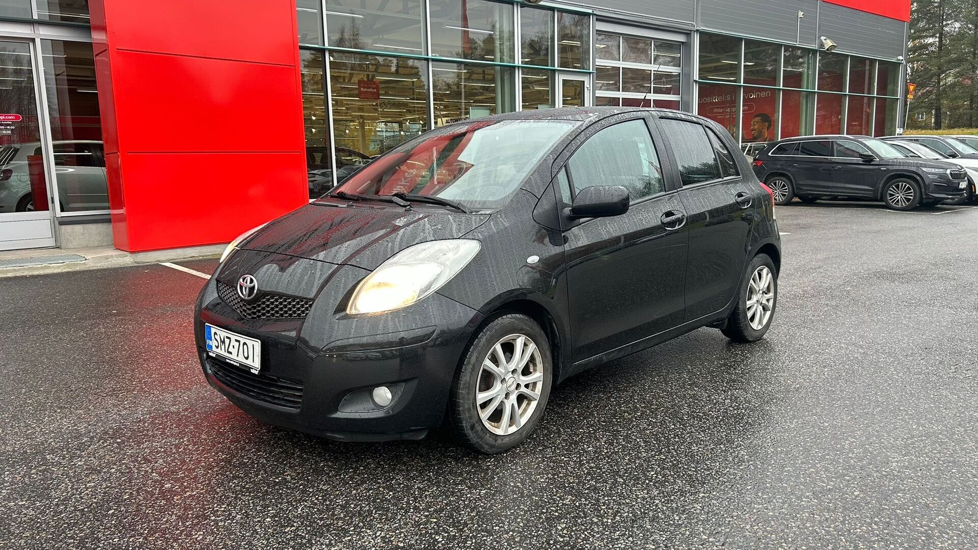 TOYOTA Yaris 2009