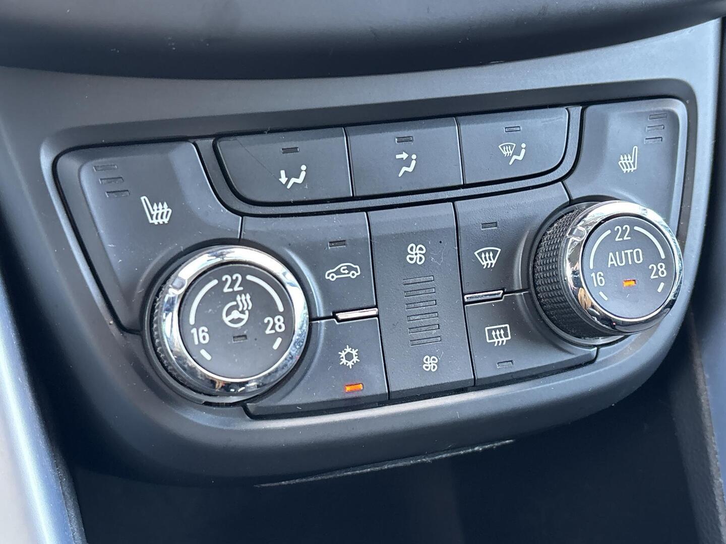 OPEL Zafira Tourer 2016