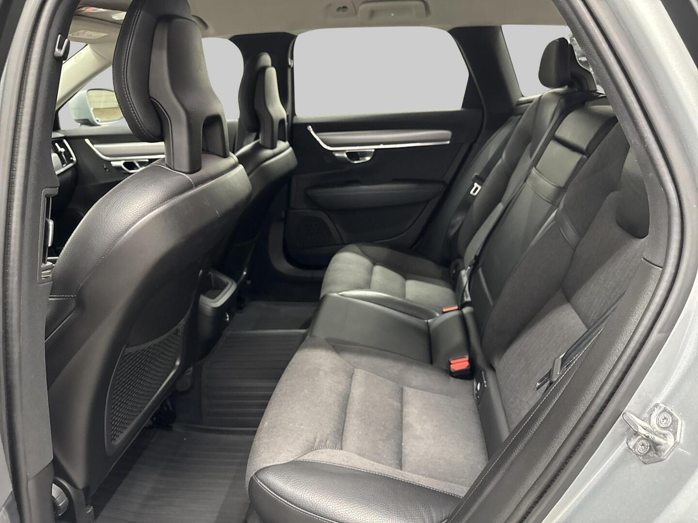 VOLVO V90 CROSS COUNTRY 2018