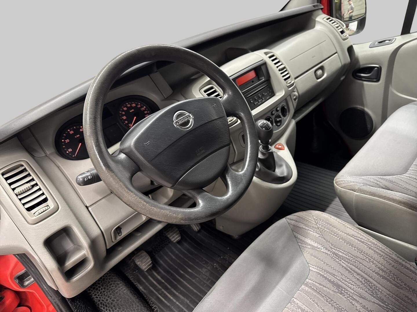 NISSAN Primastar 2010