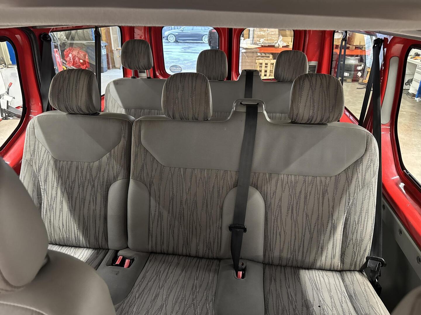 NISSAN Primastar 2010