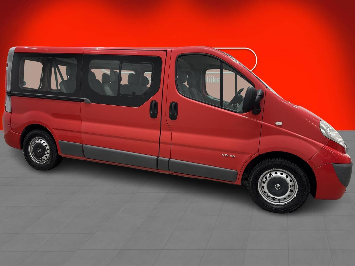 NISSAN Primastar 2010