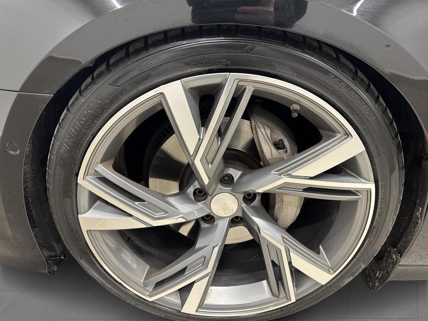 AUDI A6 2019