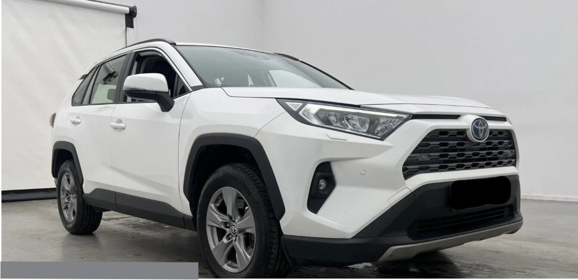 TOYOTA RAV4 2024
