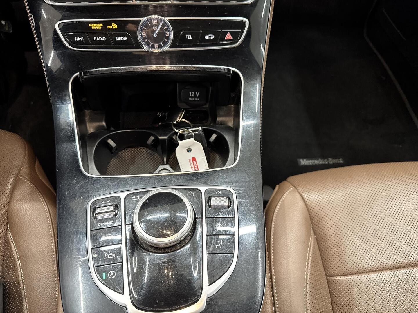 MERCEDES-BENZ E 2017