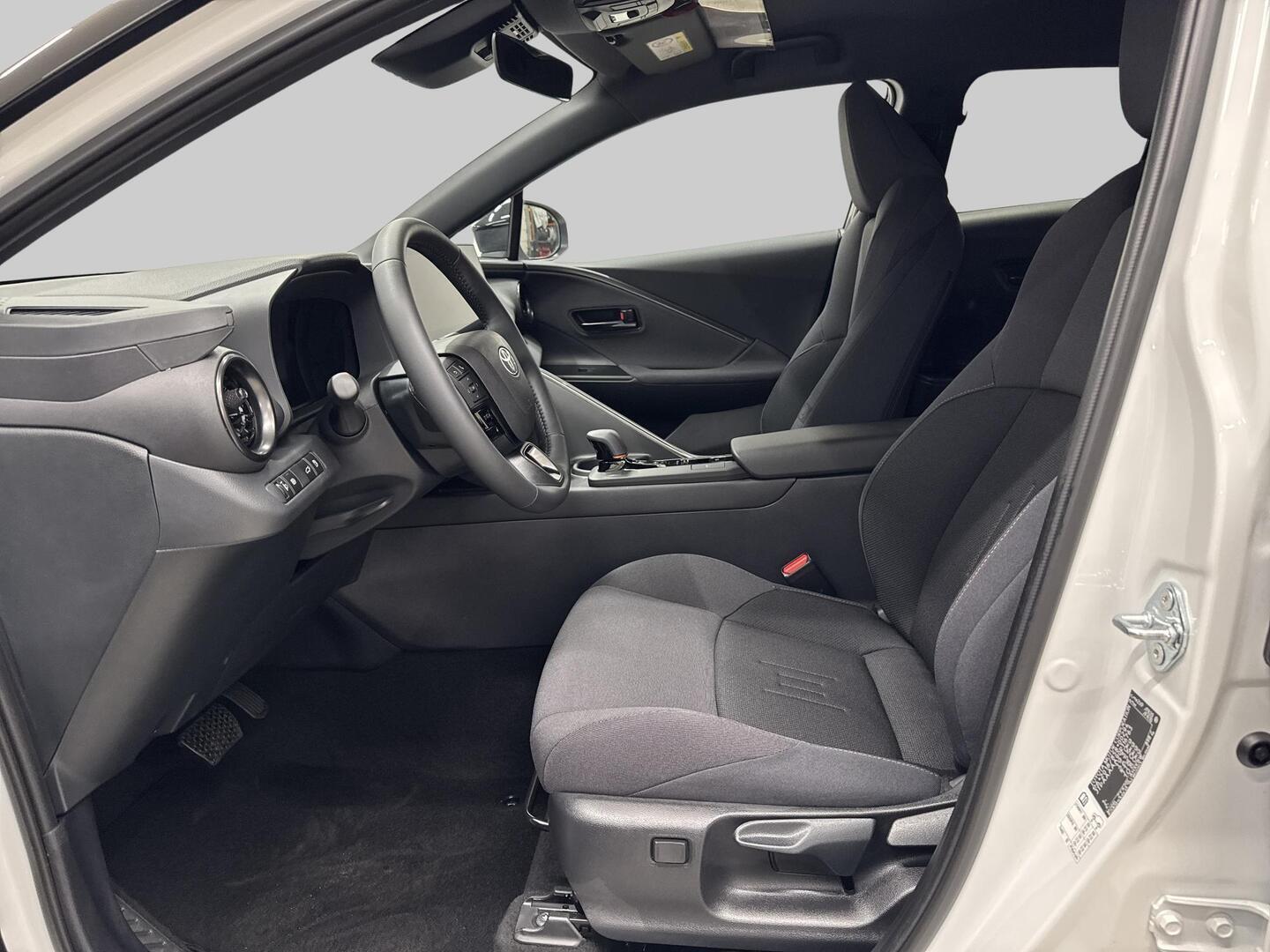 TOYOTA C-HR 2025