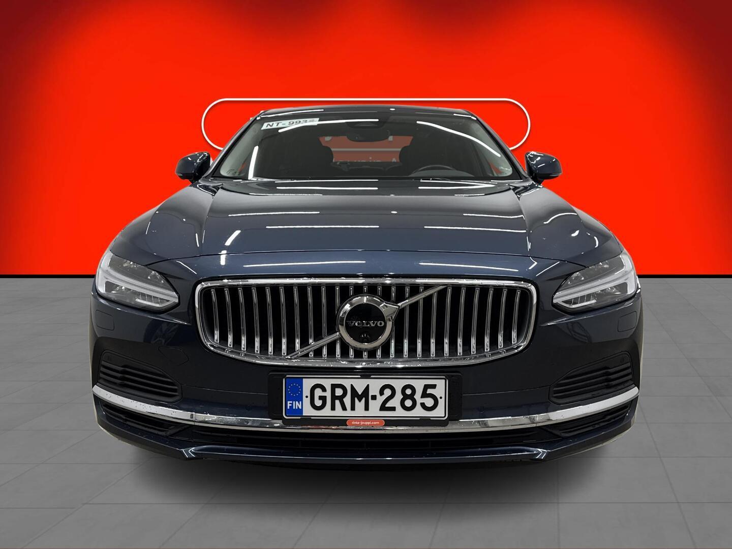 VOLVO S90 2022