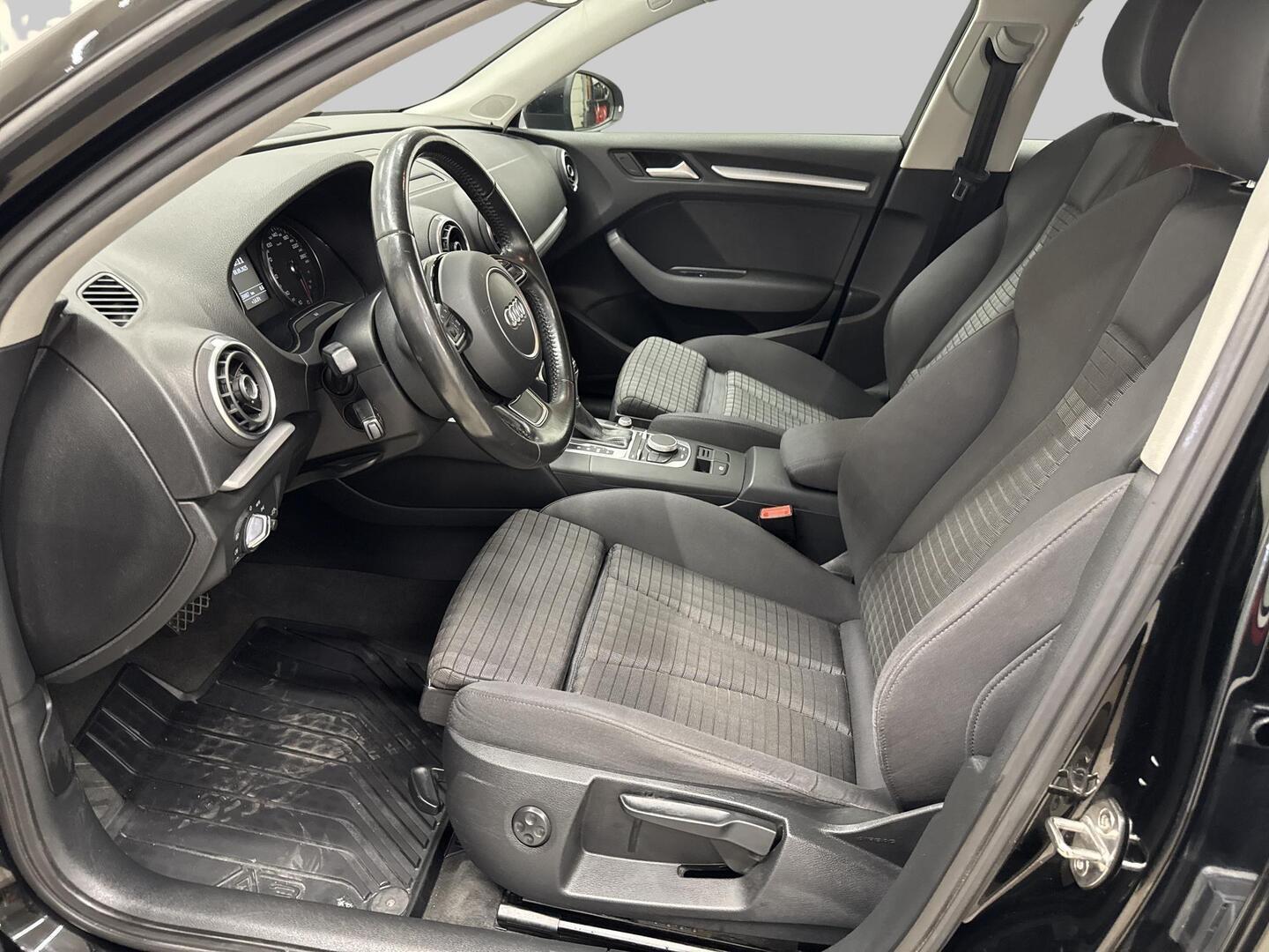 AUDI A3 2015