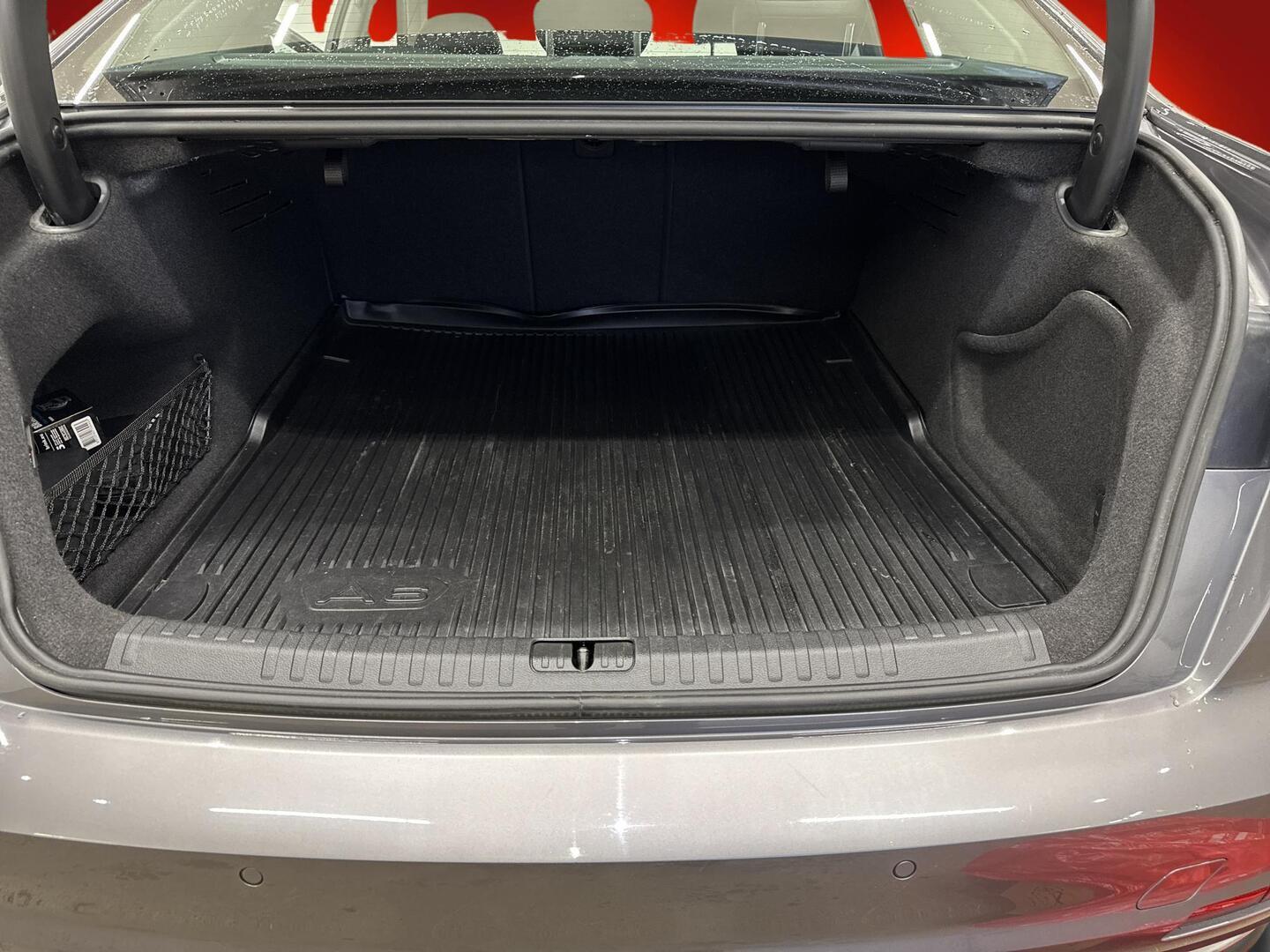 AUDI A6 2019