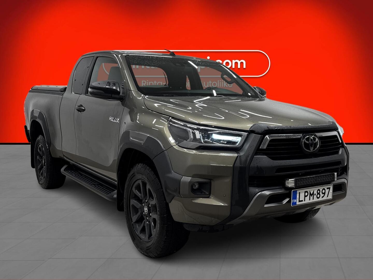 TOYOTA Hilux 2020