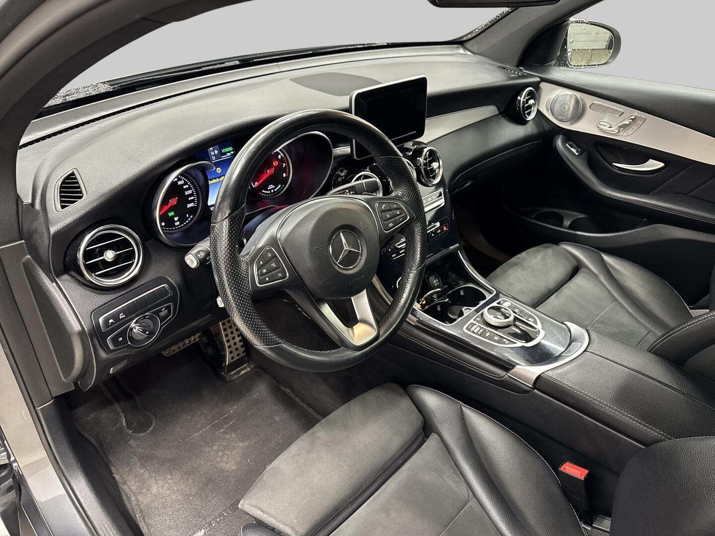 MERCEDES-BENZ GLC 2018