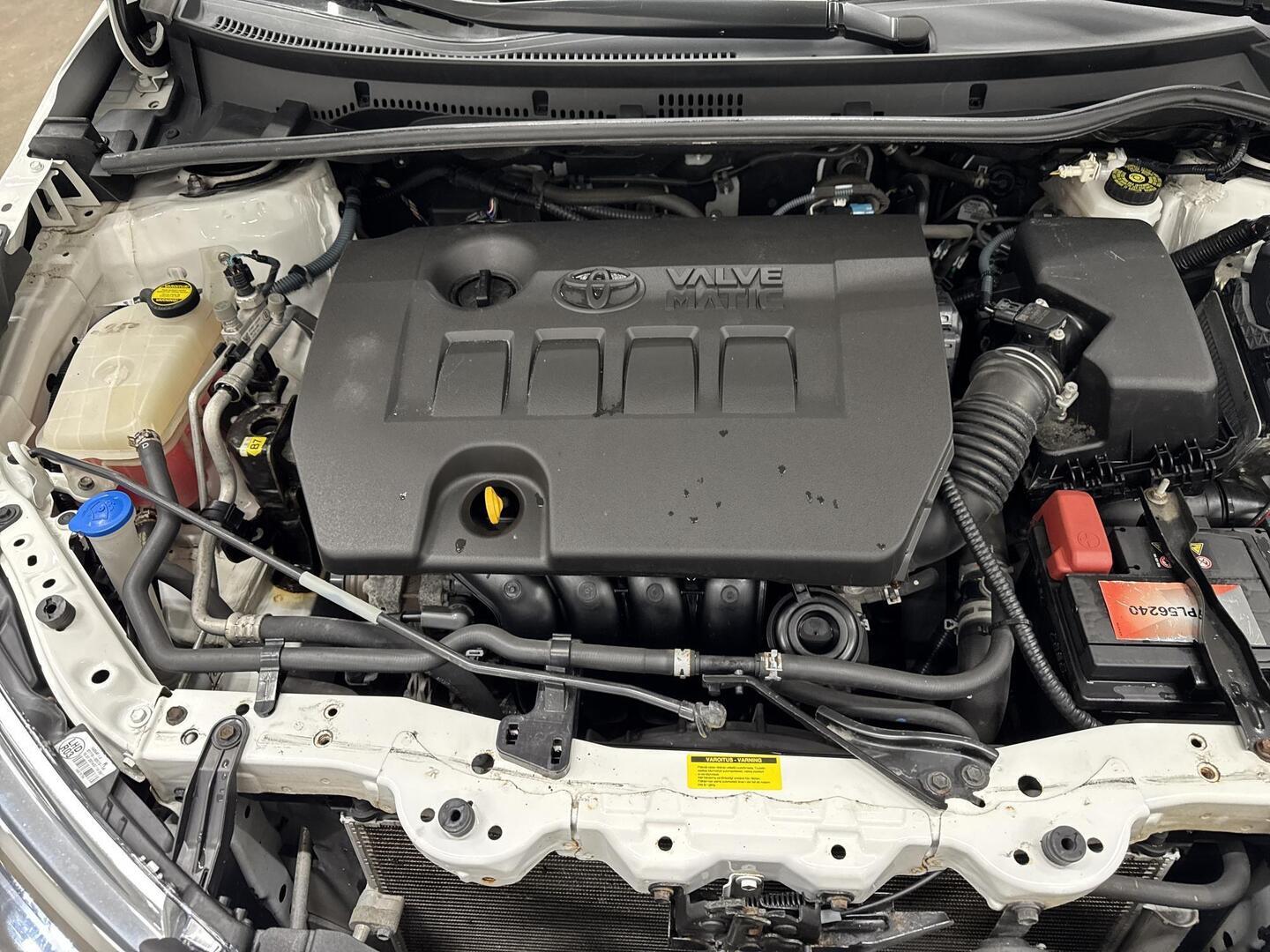 TOYOTA Corolla 2014