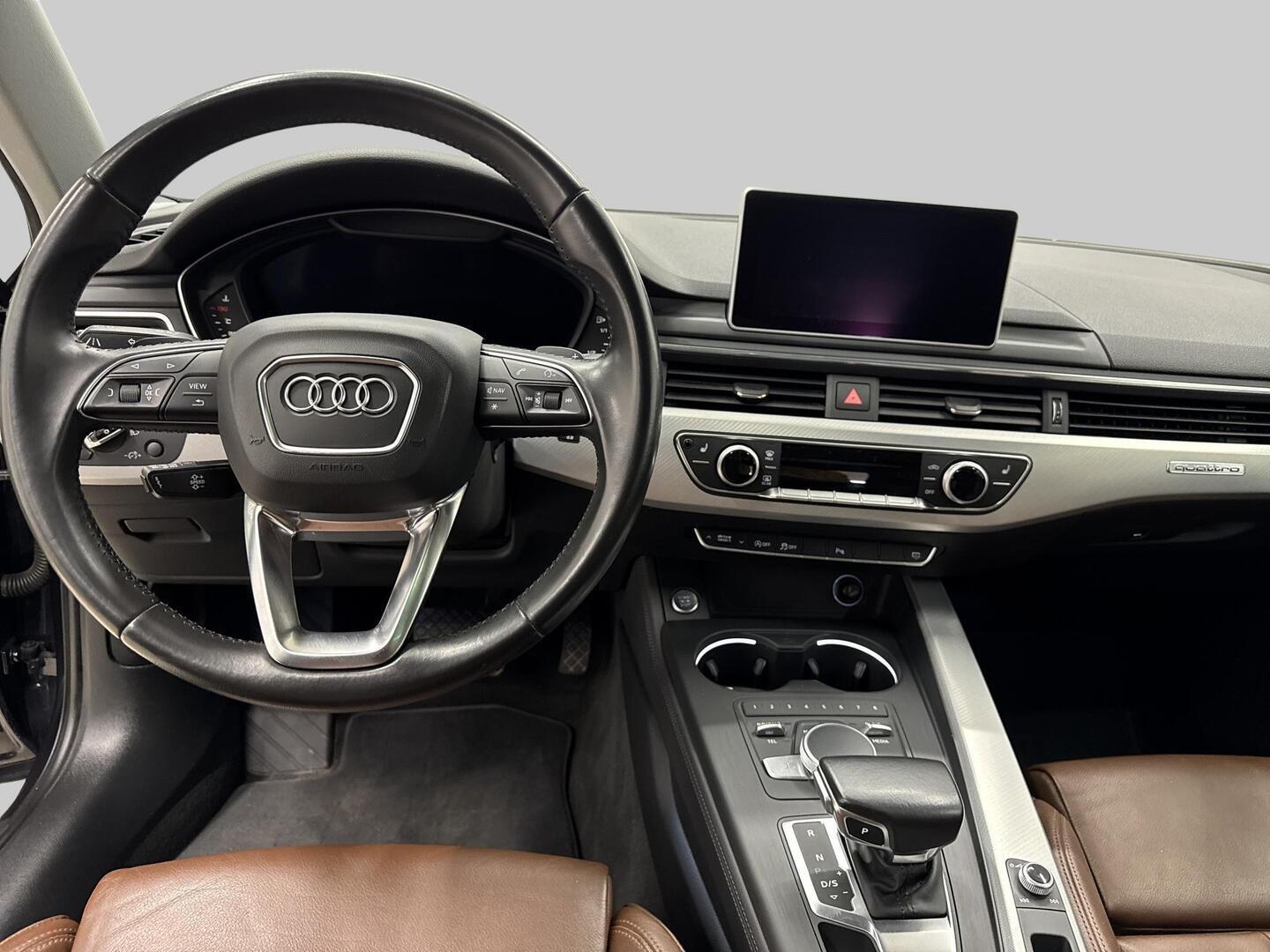 AUDI A4 2016