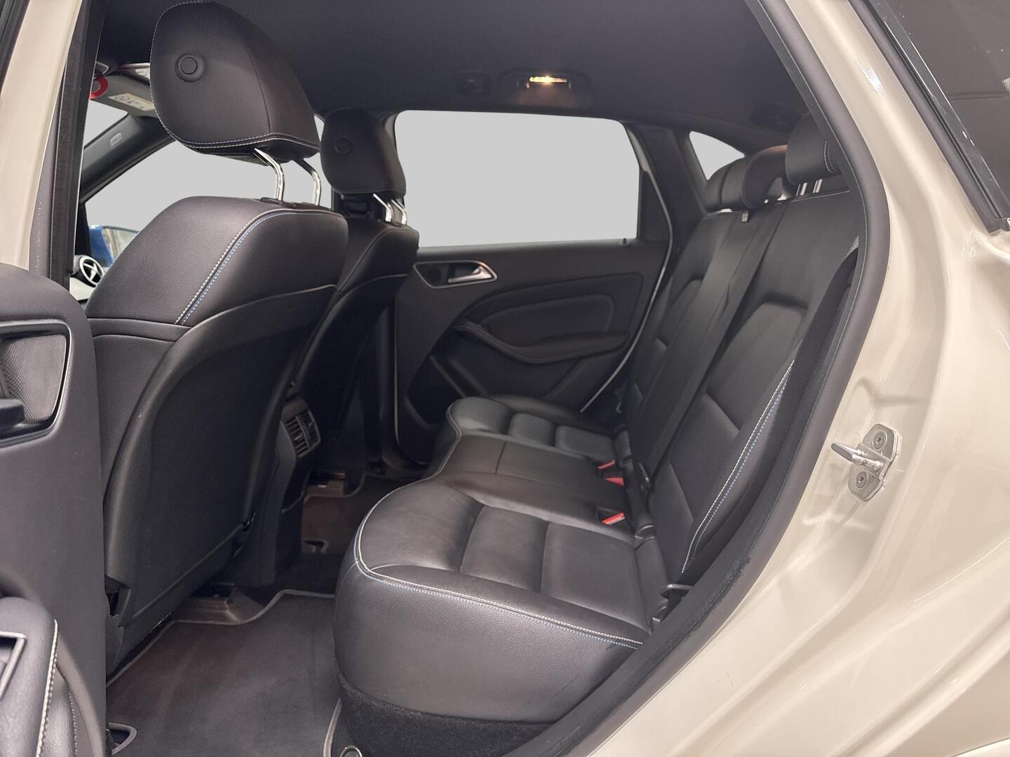 MERCEDES-BENZ B 2018