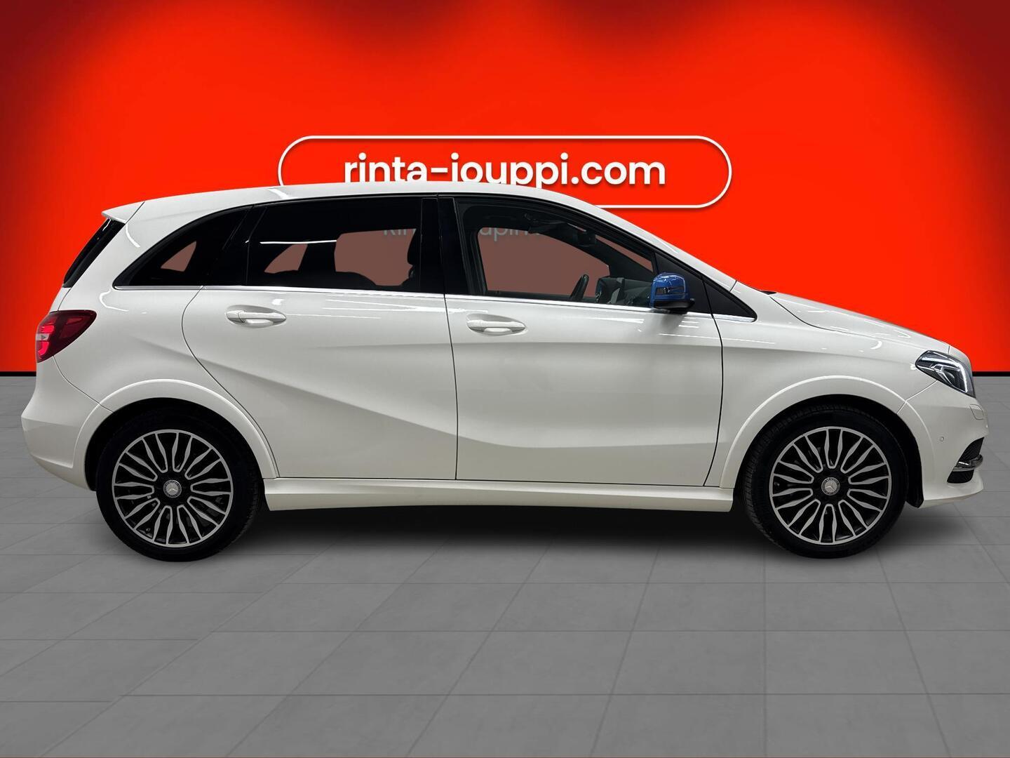MERCEDES-BENZ B 2018