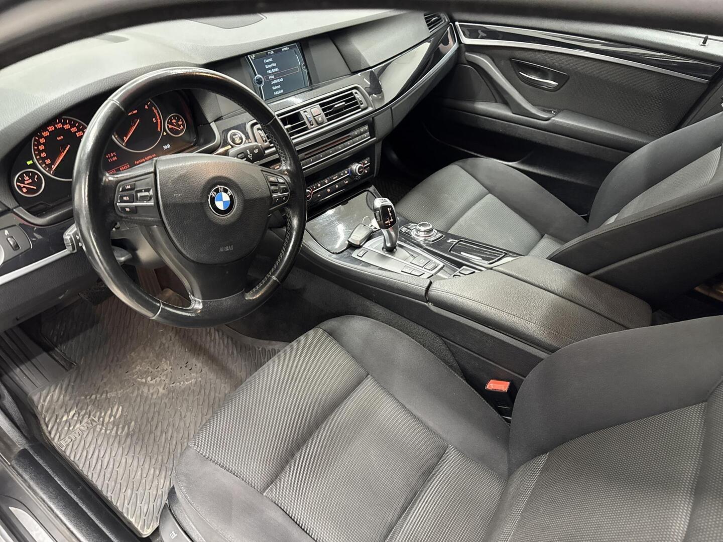 BMW 530 2011