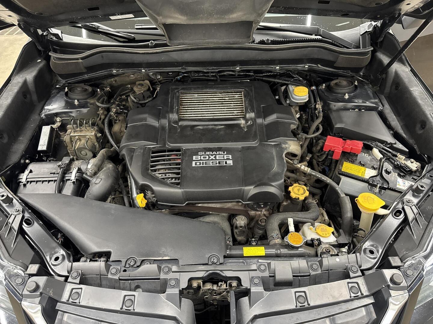 SUBARU Forester 2016