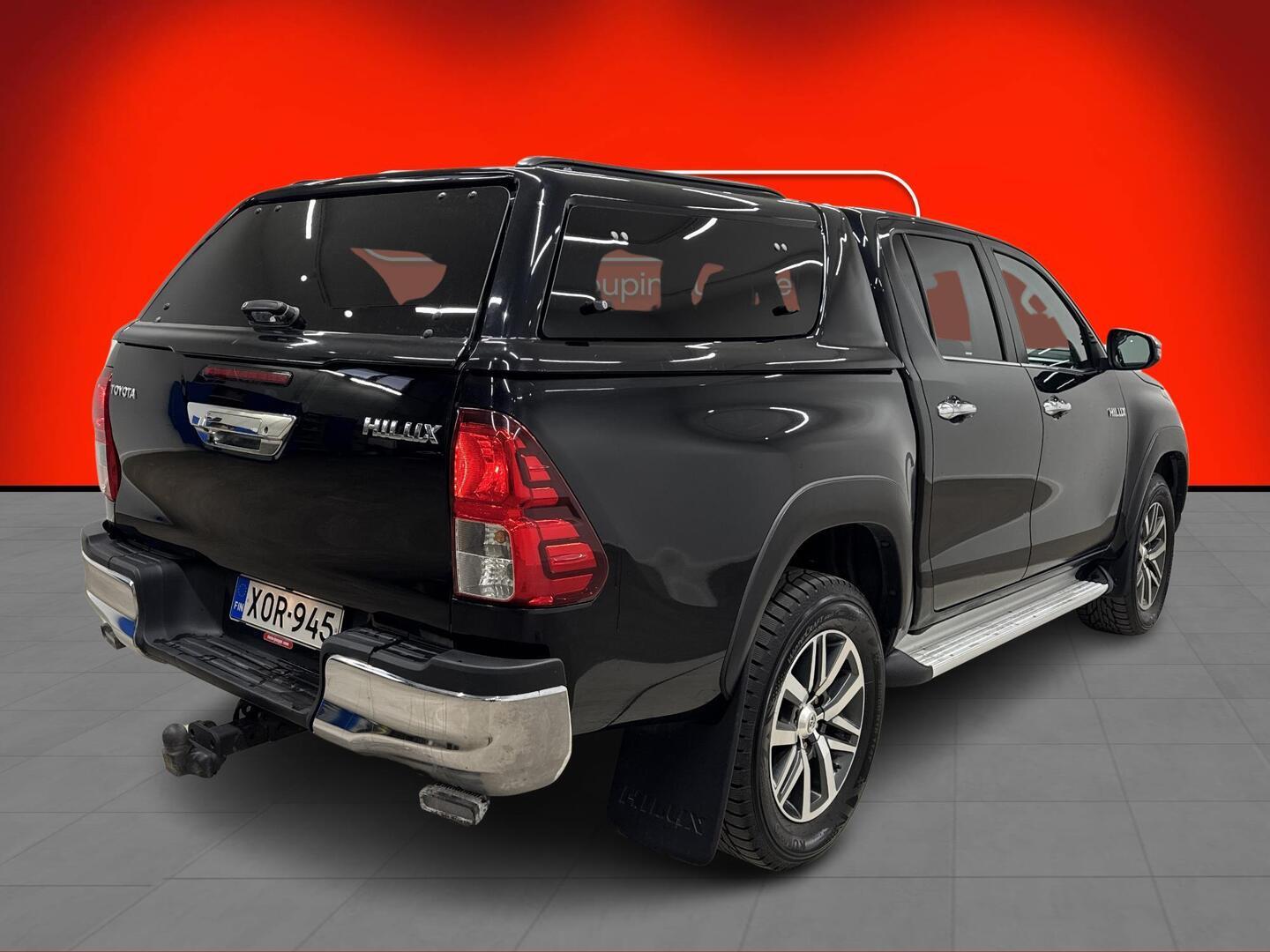 TOYOTA Hilux 2018