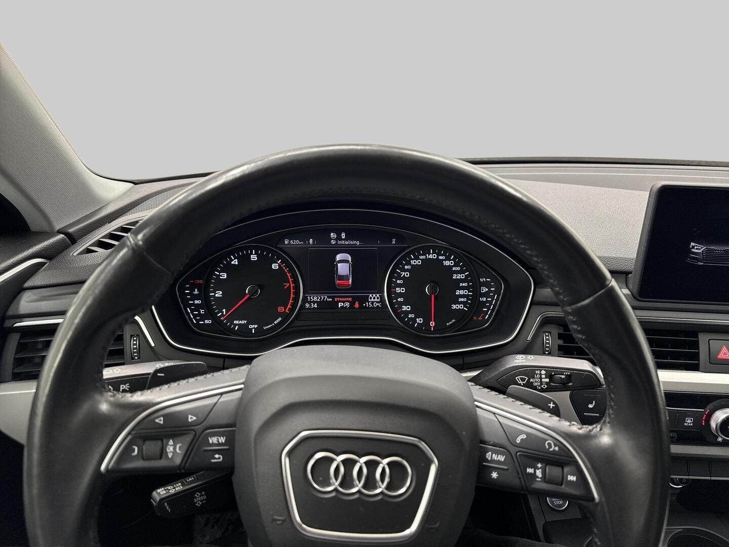 AUDI A4 2016