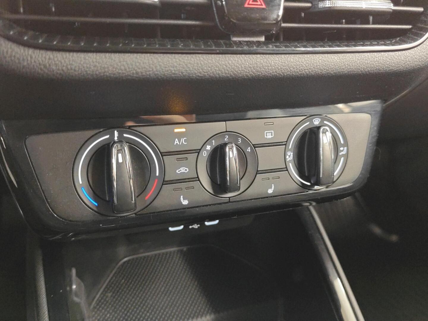 SKODA Fabia 2023