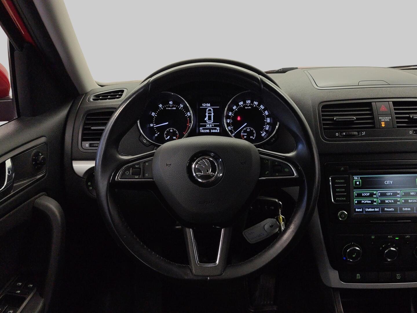 SKODA Yeti 2014