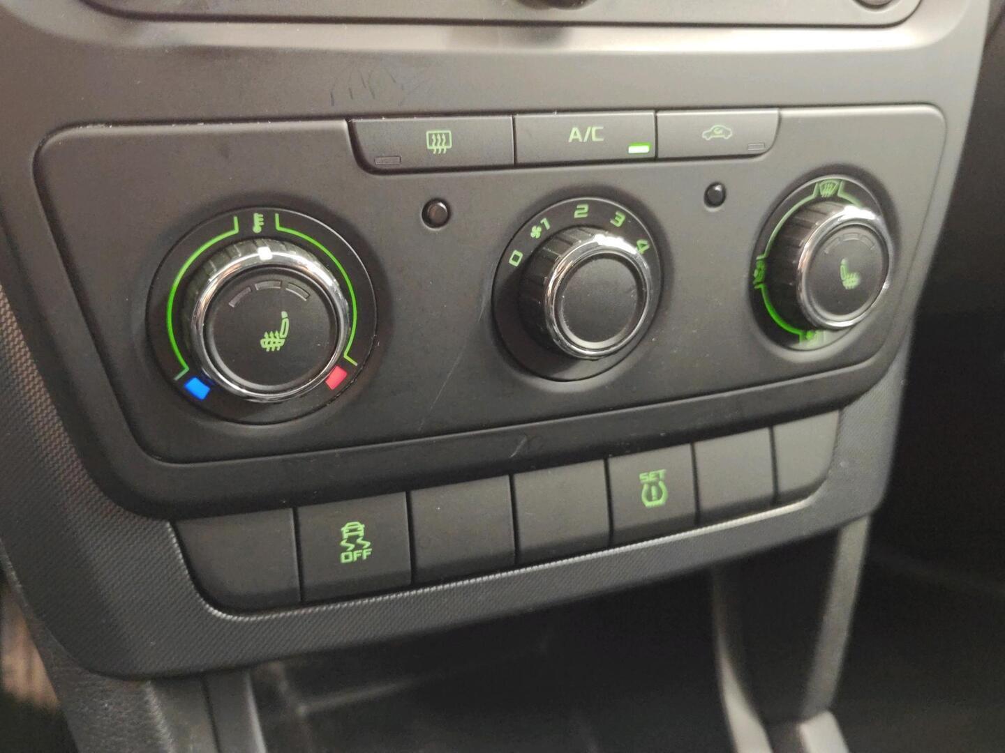 SKODA Yeti 2013