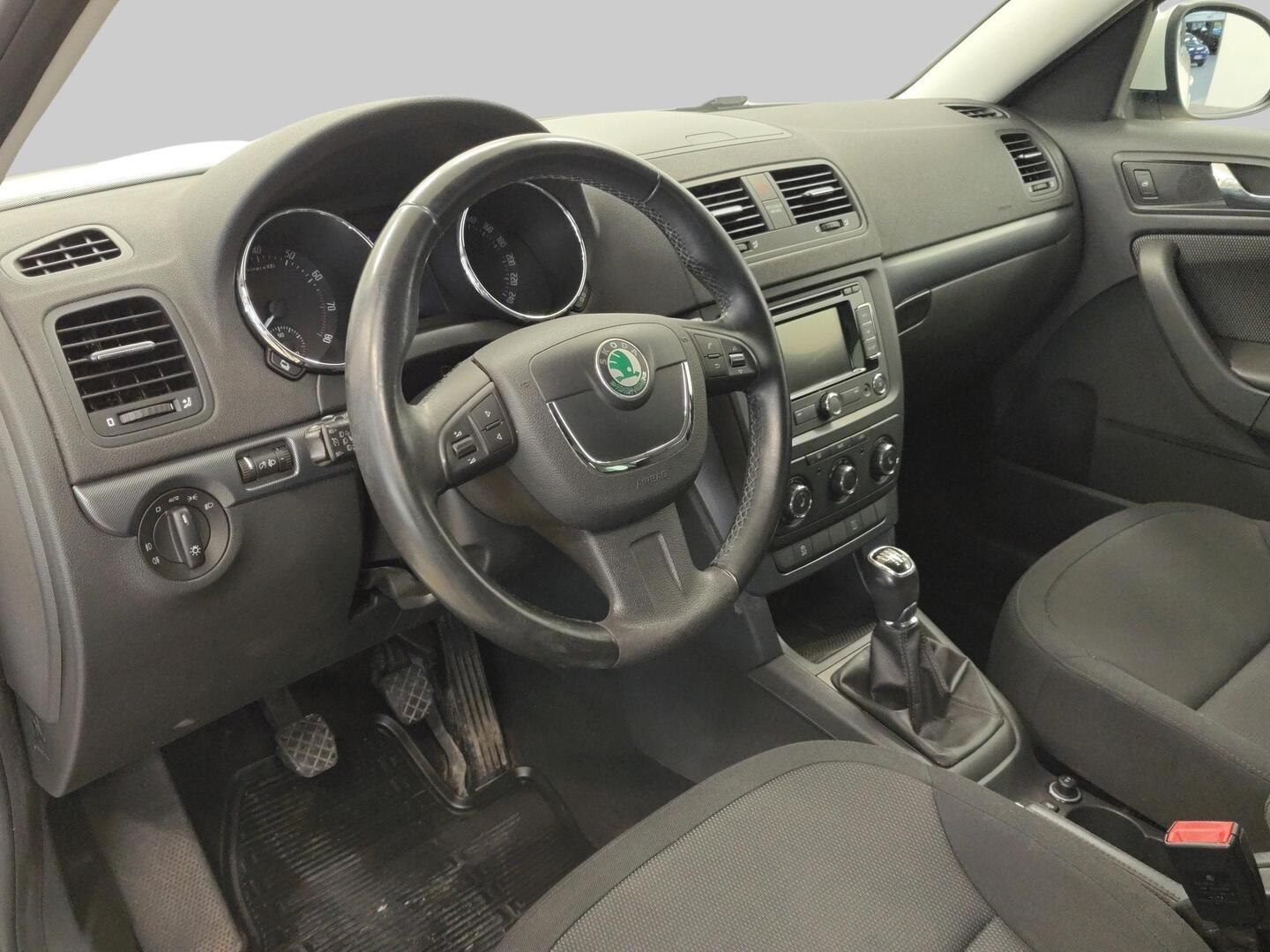 SKODA Yeti 2013