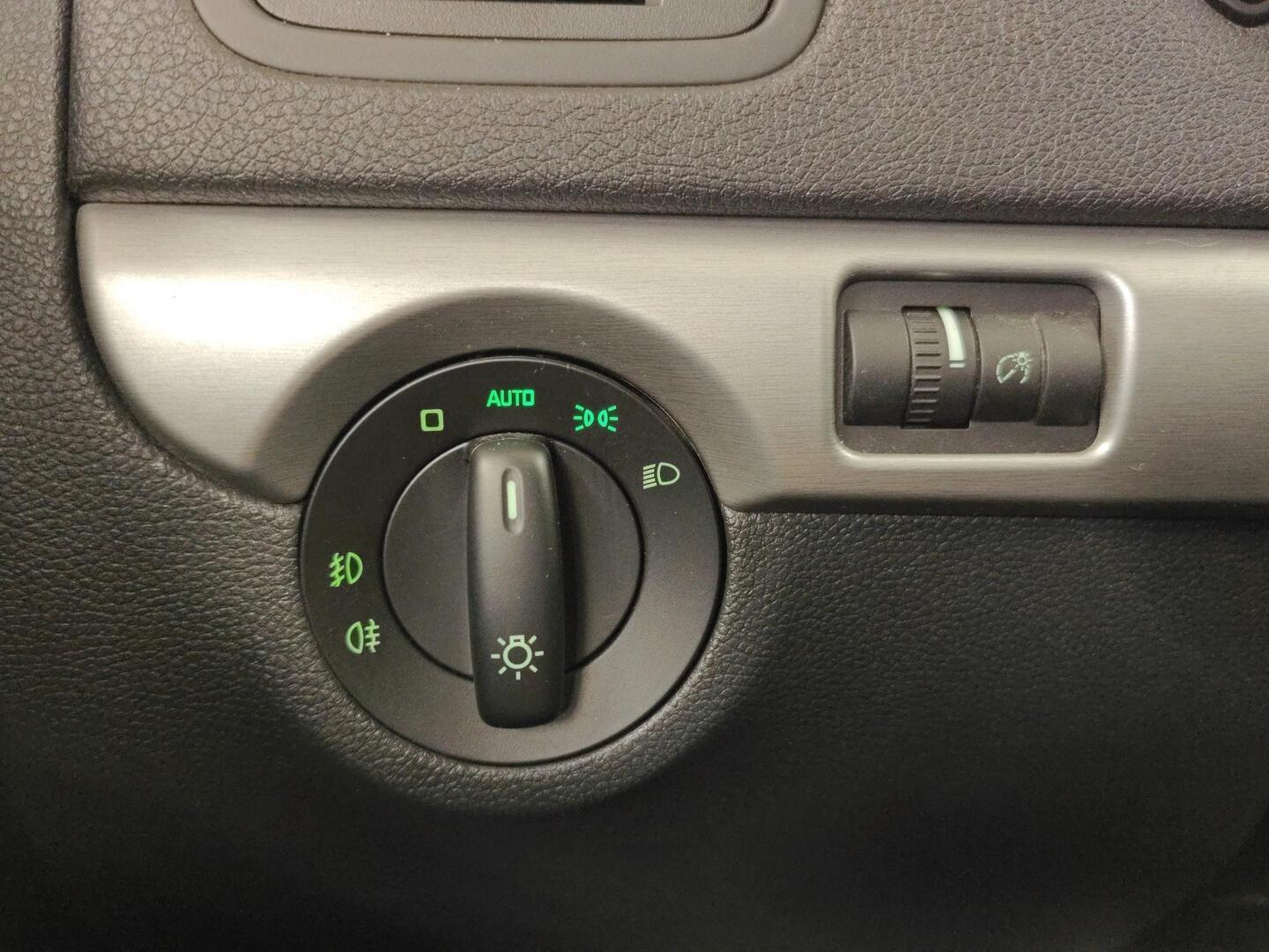SKODA Yeti 2013