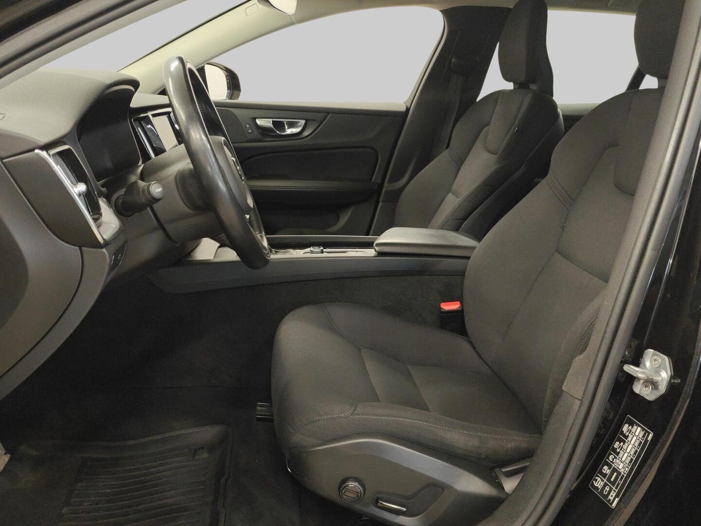 VOLVO V60 Cross Country 2019
