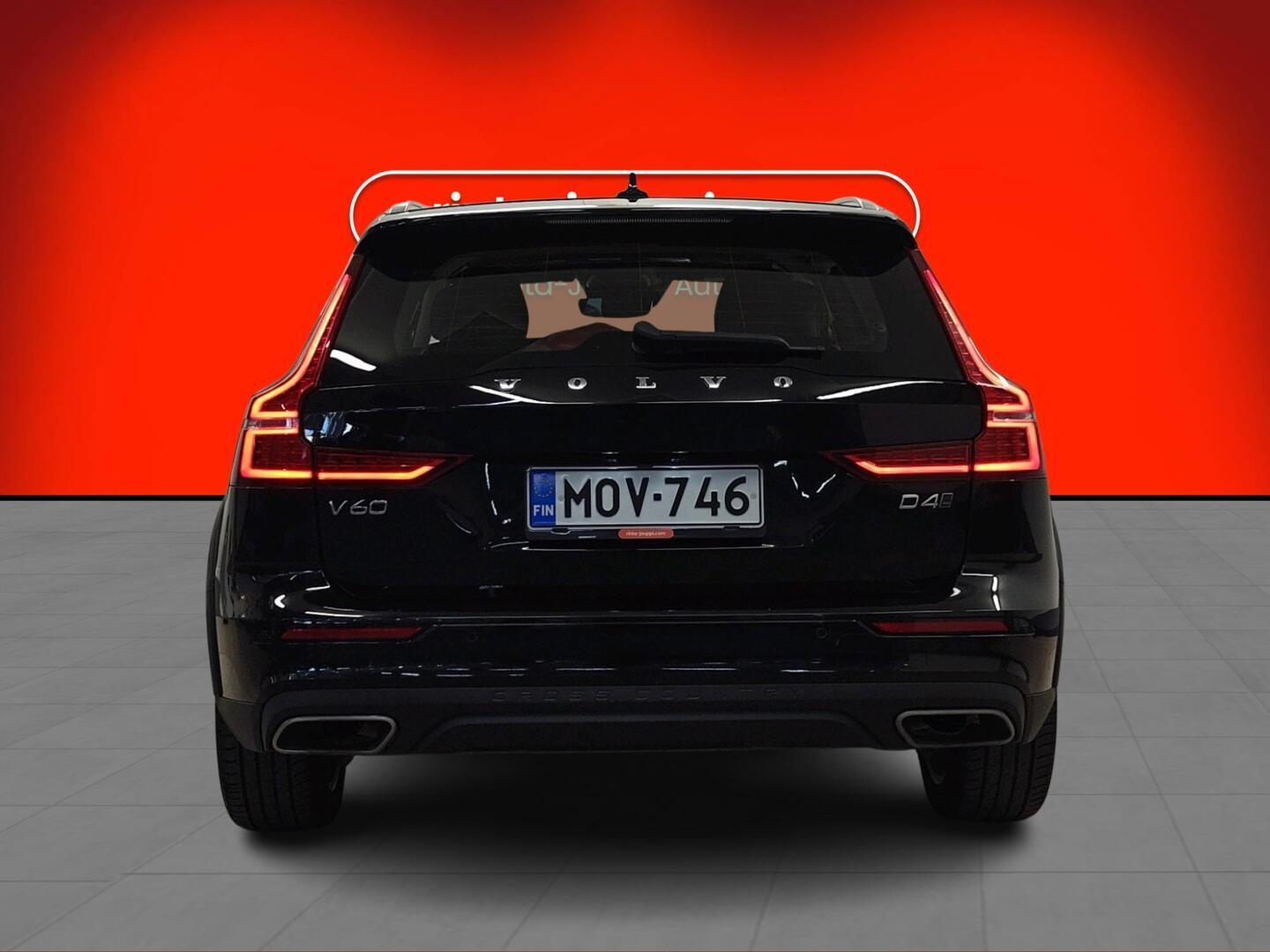VOLVO V60 Cross Country 2019