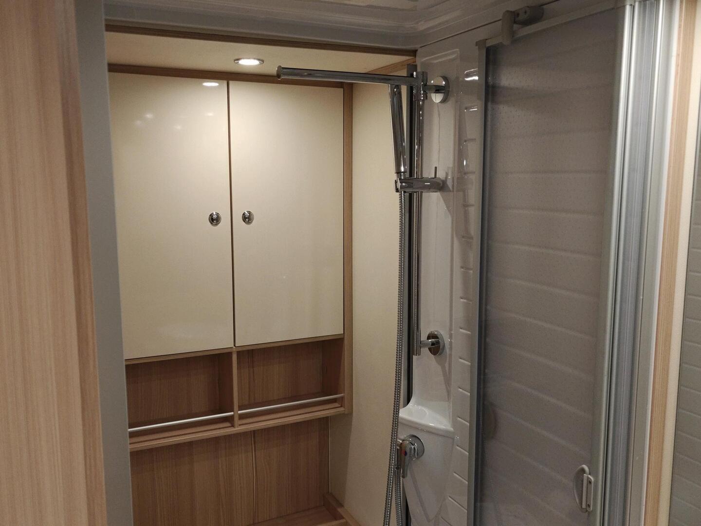 BÜRSTNER NEXXO Time T660 2019