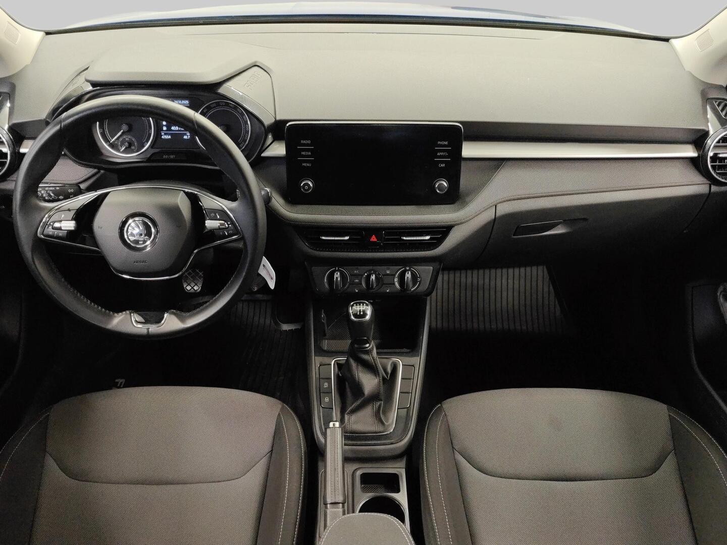 SKODA FABIA 2023