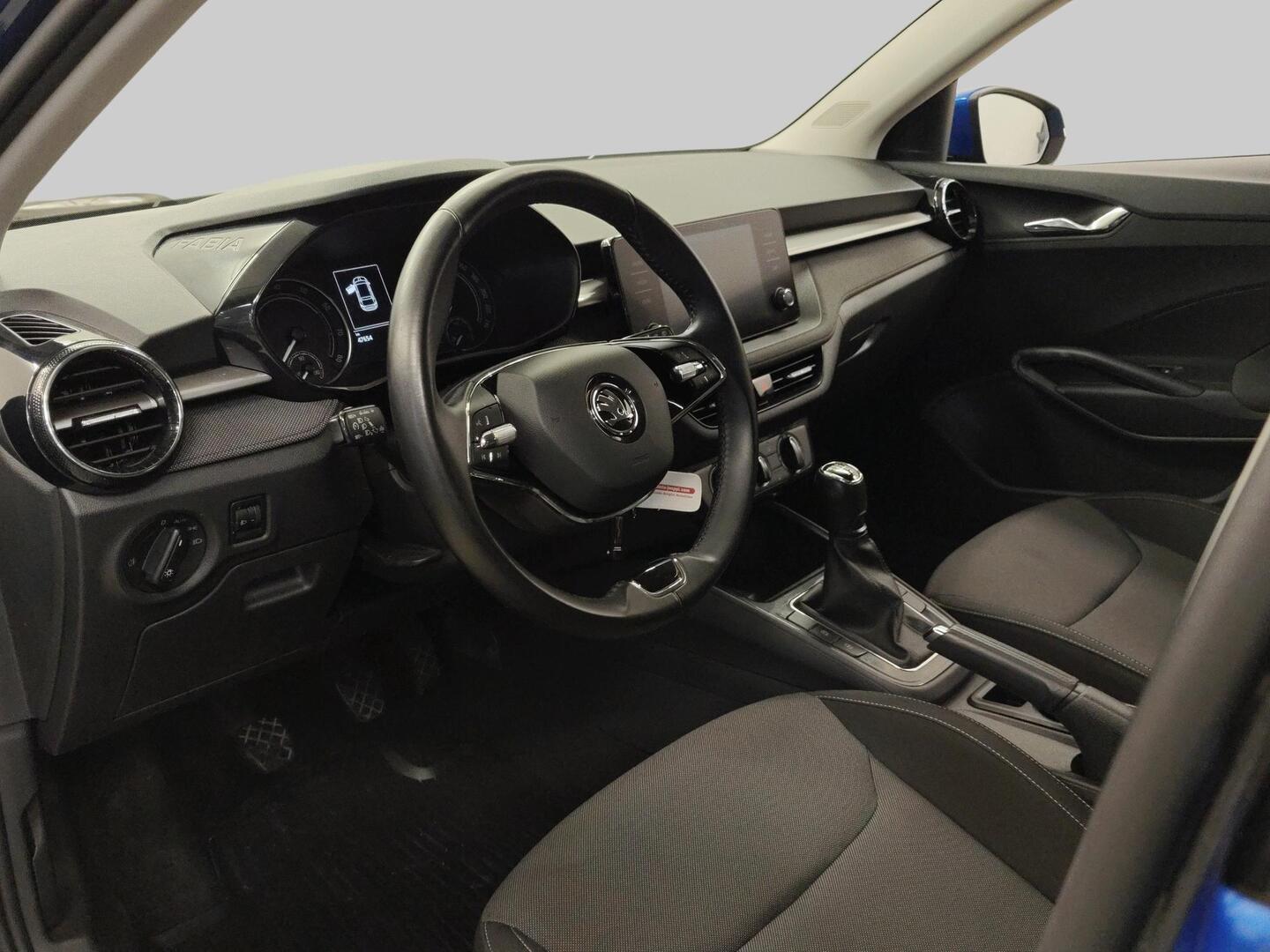 SKODA FABIA 2023